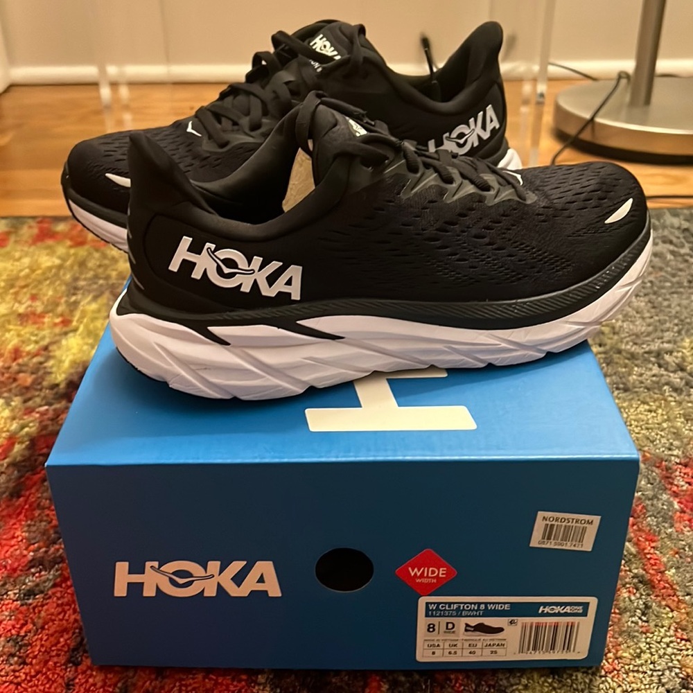 HOKA W Clifton 8 Wide - Black